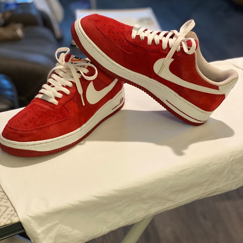 Air Force 1 Low Gym Red and White!